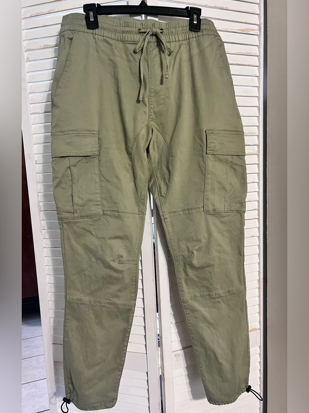 PacSun Olive Green Cargo Joggers w/Drawstring Waist / Ankle -6 pockets- Large